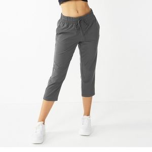 Women's Tek Gear Capri - NWT
